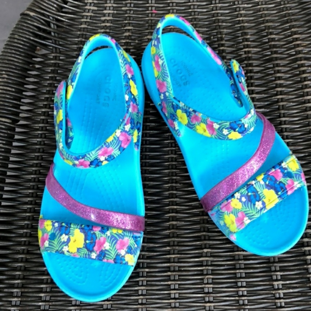 CROCS blue pink glitter flower sandal